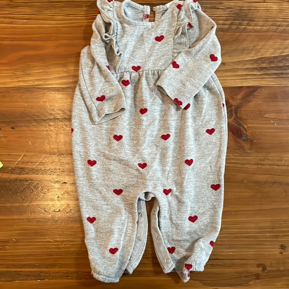 Gap 3-6 months heart romper